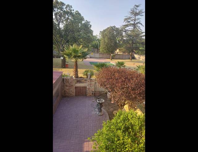 3 BEDROOM TOWNHOUSE FOR SALE IN SASOLBURG EXT 2